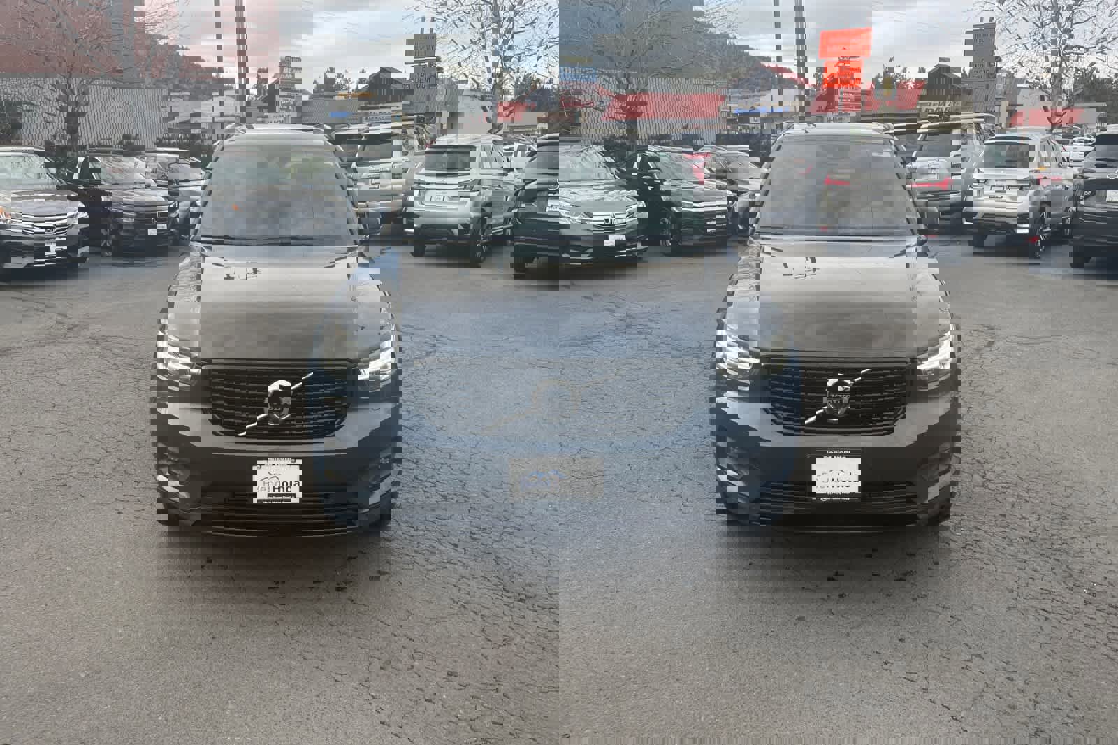 Used 2022 Volvo XC40 T5 R-Design w/ Advanced Package image 10