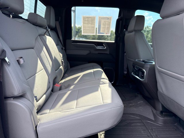 Used 2025 GMC Sierra 2500 SLT w/ SLT Premium Package AWD/4WD image 13