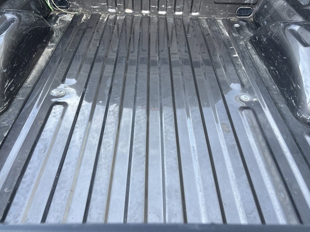 Used 2023 Ford F150 Lariat w/ Max Trailer Tow Package image 12