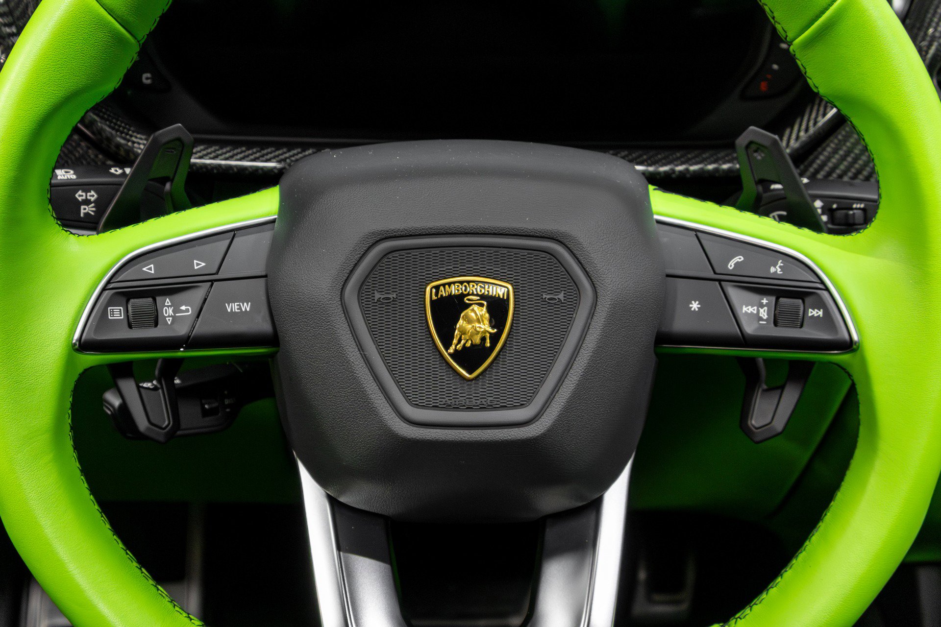 Used 2022 Lamborghini Urus image 72