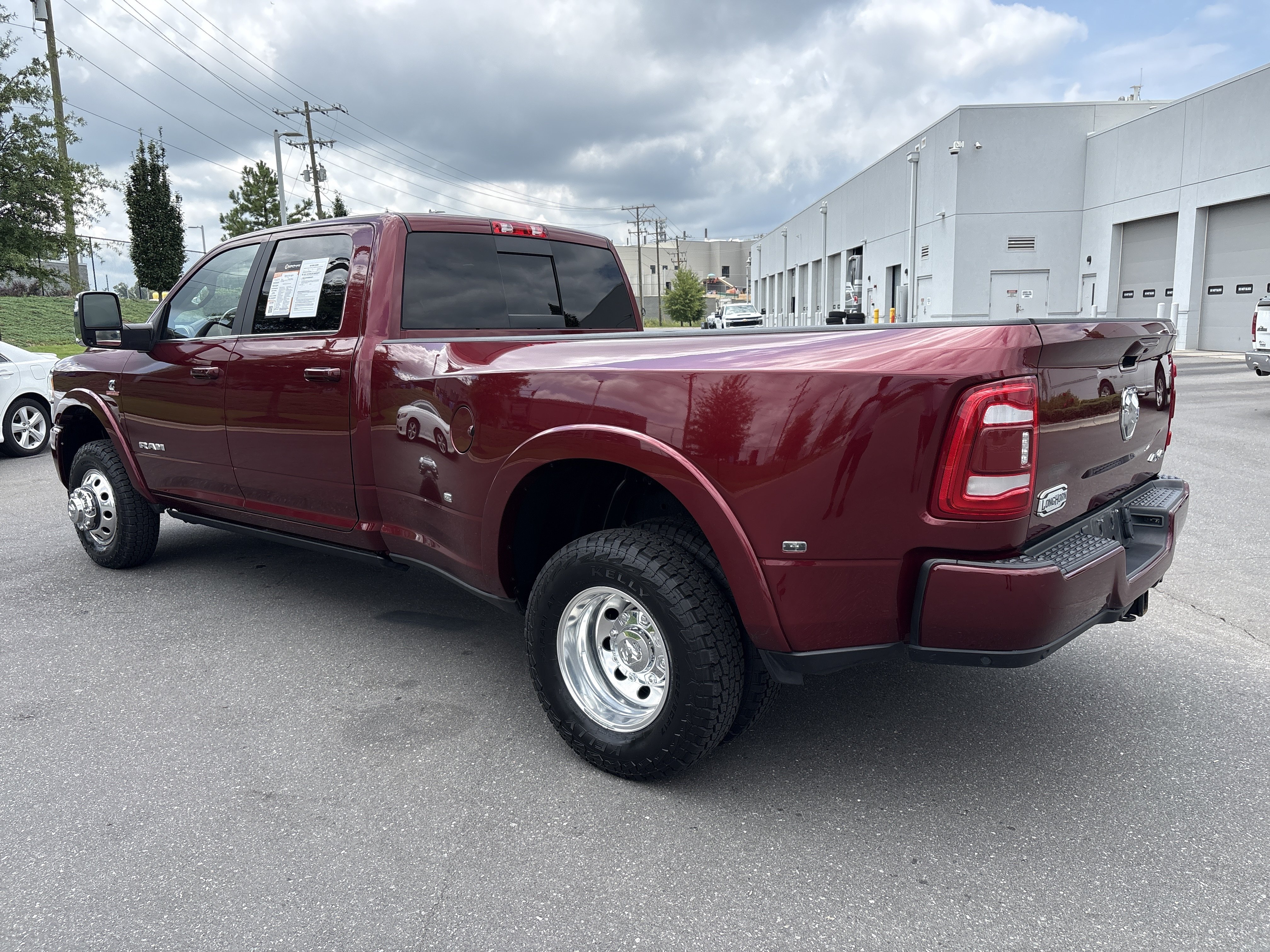 Used 2024 RAM 3500 Limited AWD/4WD image 7