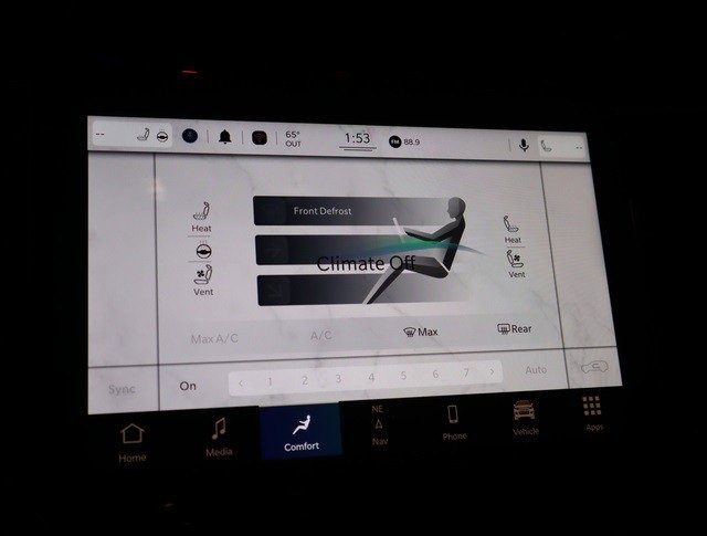 New 2022 Jeep Grand Cherokee Trailhawk w/ Luxury Tech Group III image 13