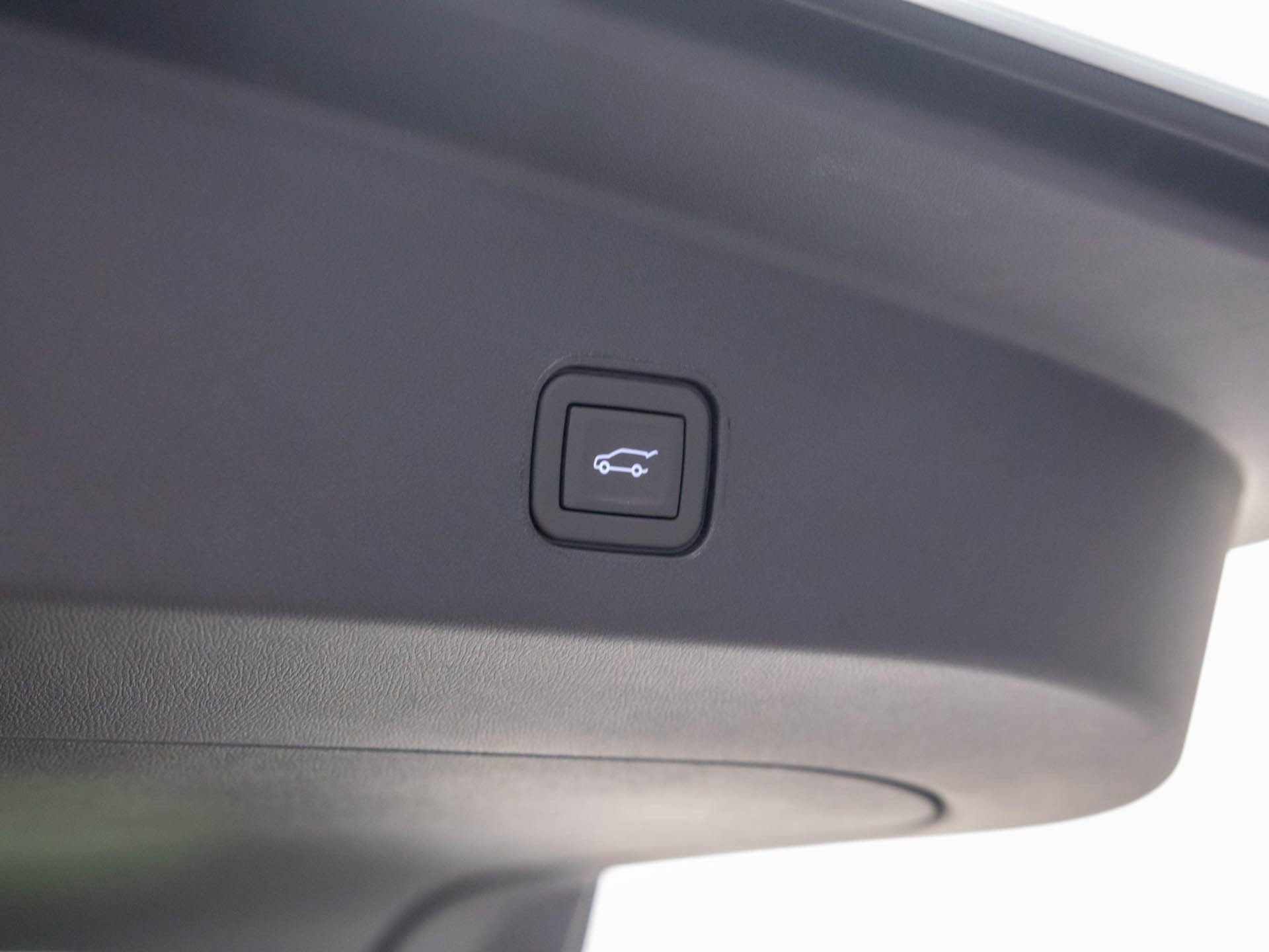 New 2026 Cadillac Lyriq Sport image 30