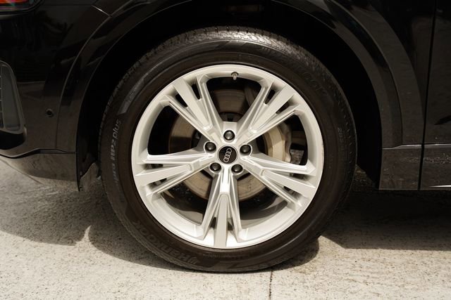 Used 2023 Audi Q8 Premium w/ Convenience Package image 22