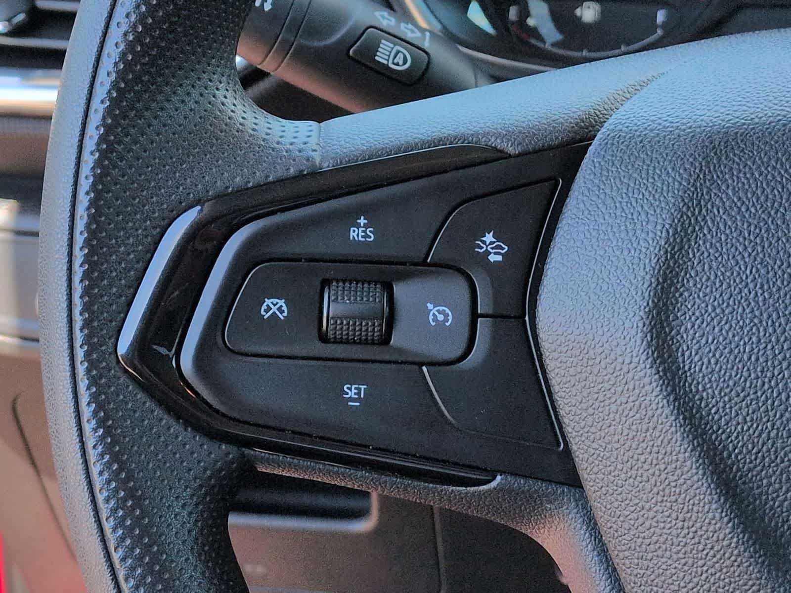 Used 2021 Chevrolet TrailBlazer LT w/ Convenience Package FWD image 23