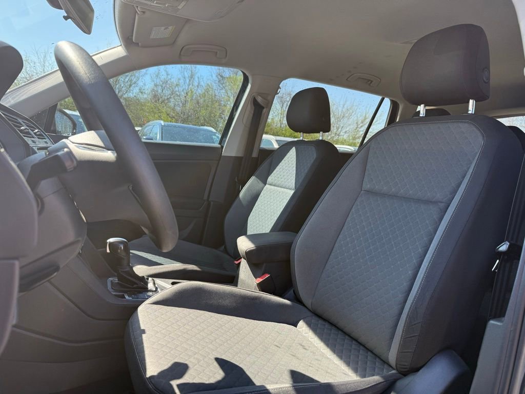 Used 2018 Volkswagen Tiguan S FWD image 5