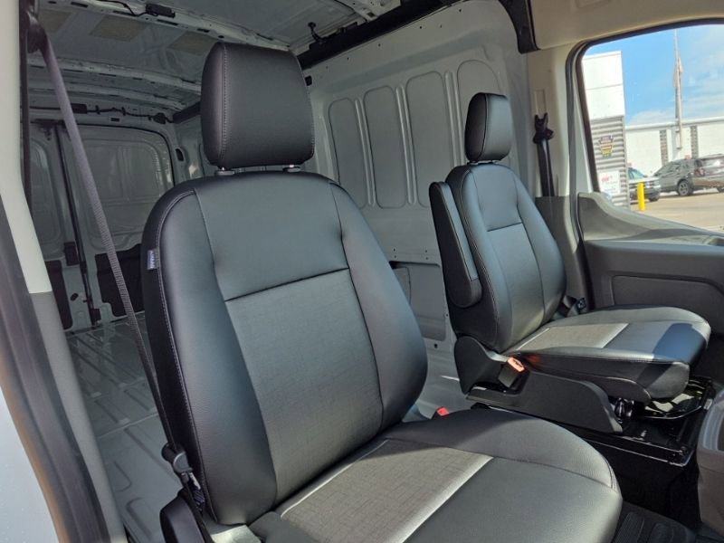 New 2026 Ford Transit 250 148 Medium Roof Extended AWD image 16
