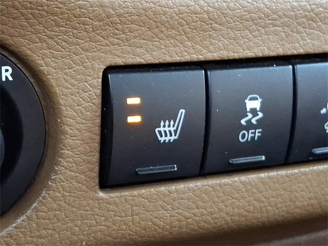 Used 2012 Jeep Wrangler Unlimited Sahara w/ Dual Top Group image 22