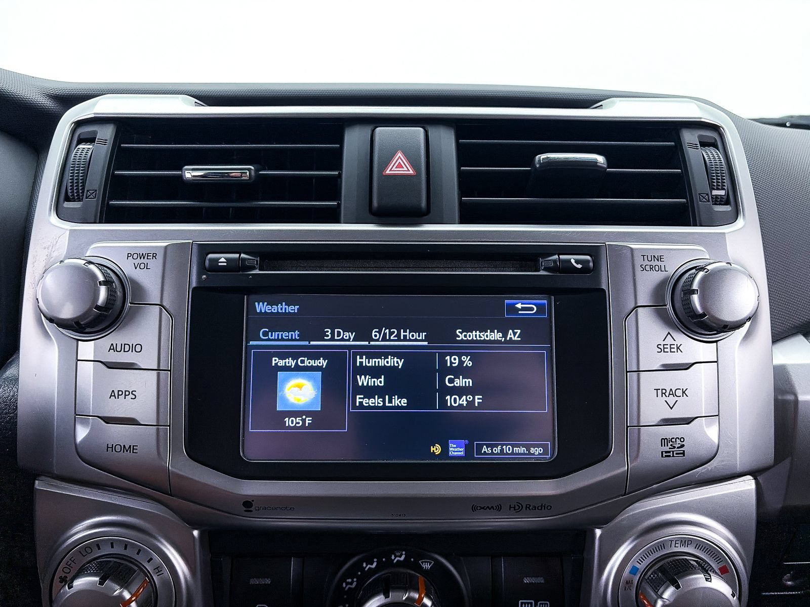 Used 2018 Toyota 4Runner SR5 AWD/4WD image 7