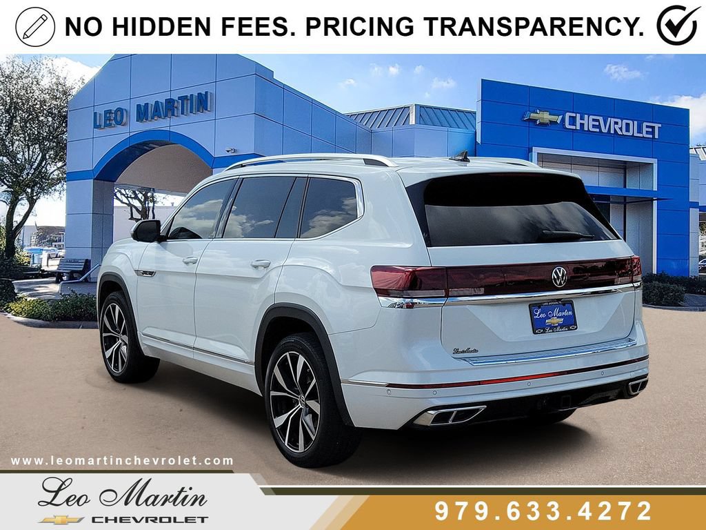 Used 2024 Volkswagen Atlas SEL Premium R-Line AWD/4WD image 4