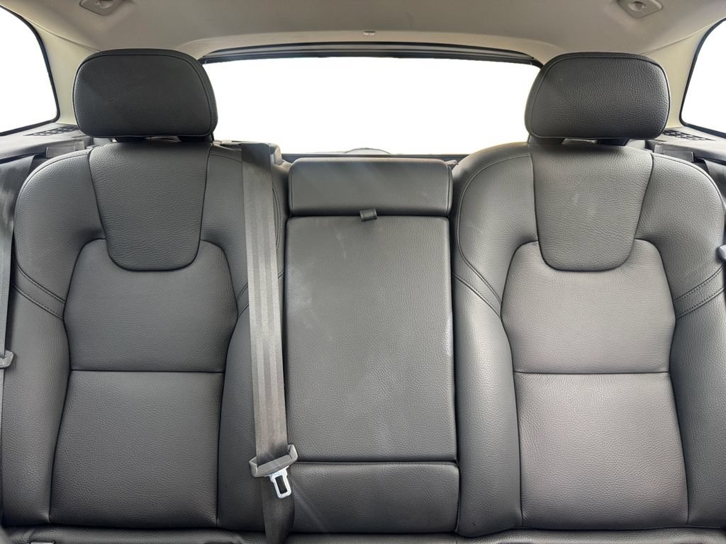 Certified 2024 Volvo XC60 B5 Plus w/ Climate Package AWD/4WD image 23