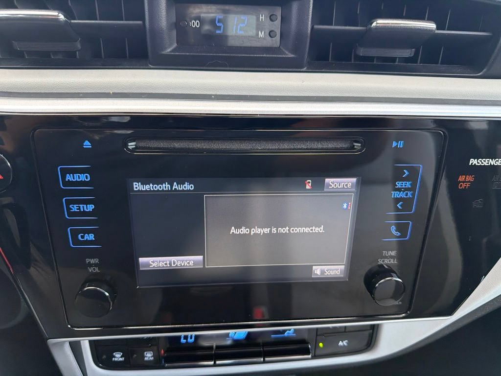 Used 2017 Toyota Corolla LE w/ Carpet Mat Package (TMS) FWD image 23