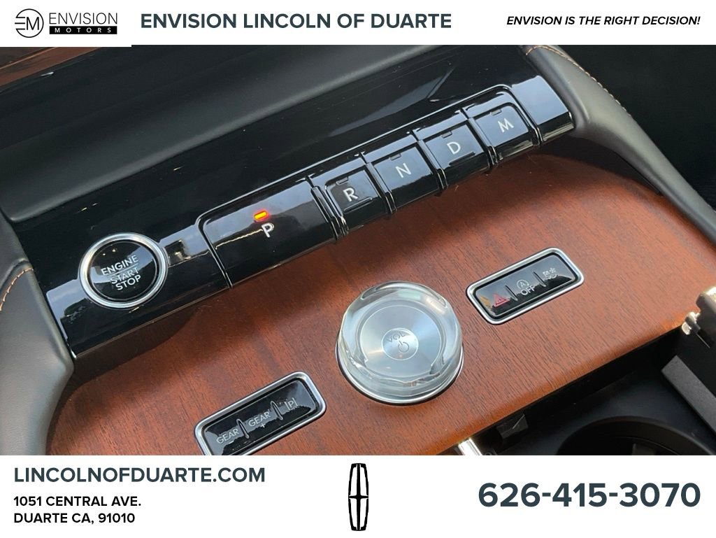 New 2025 Lincoln Navigator Black Label image 24