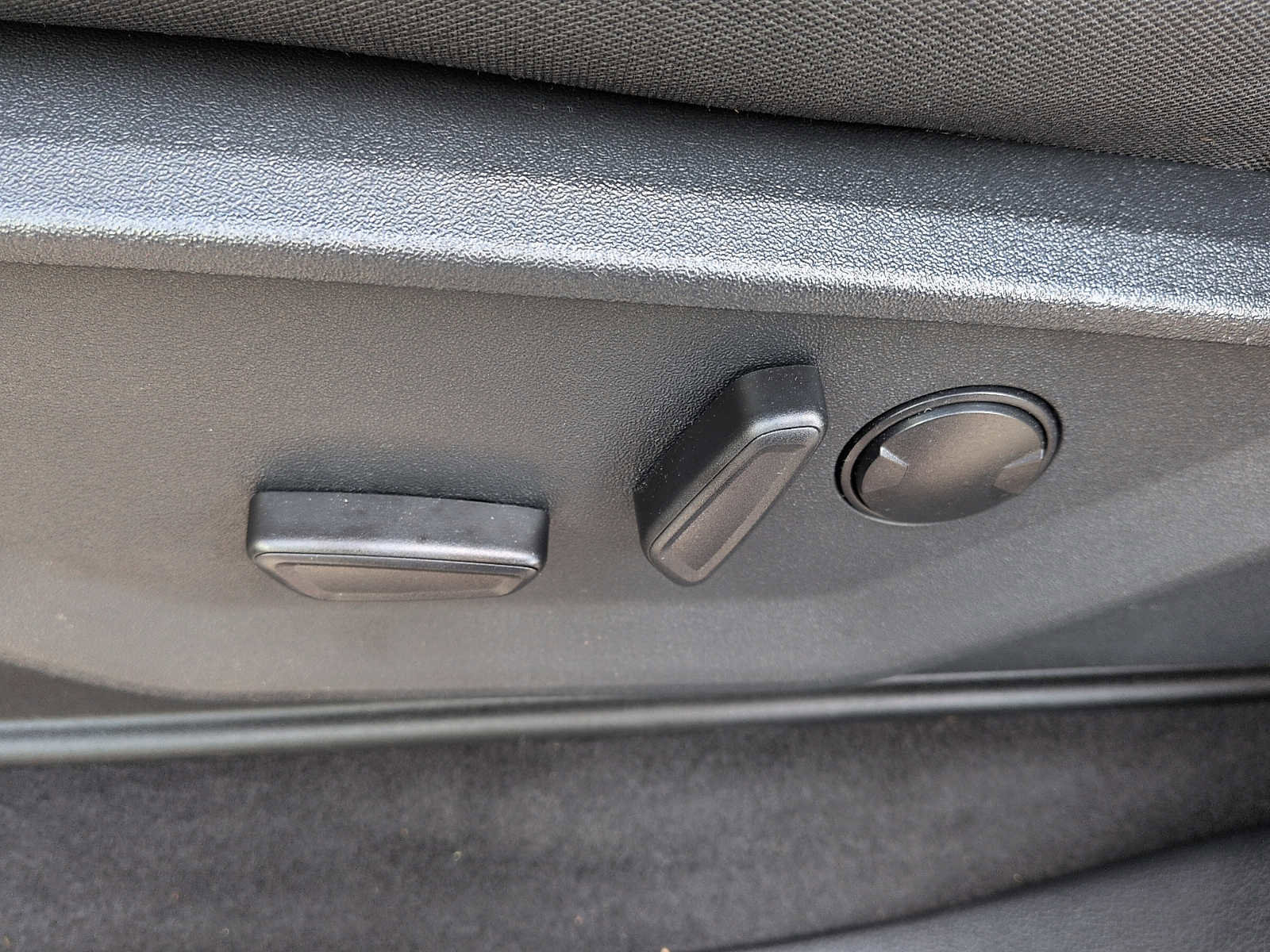 New 2025 Ford F150 XLT w/ Equipment Group 302A MID AWD/4WD image 17