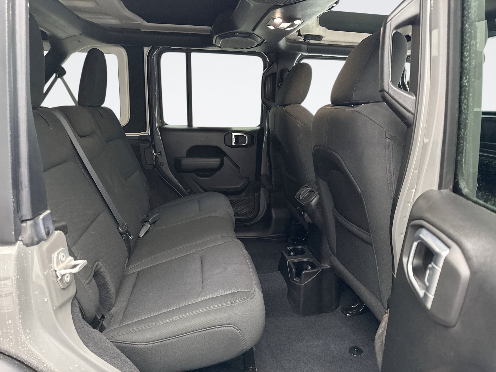 Used 2022 Jeep Wrangler Unlimited Sport AWD/4WD image 18