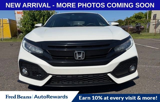 Used 2017 Honda Civic Sport Touring image 2