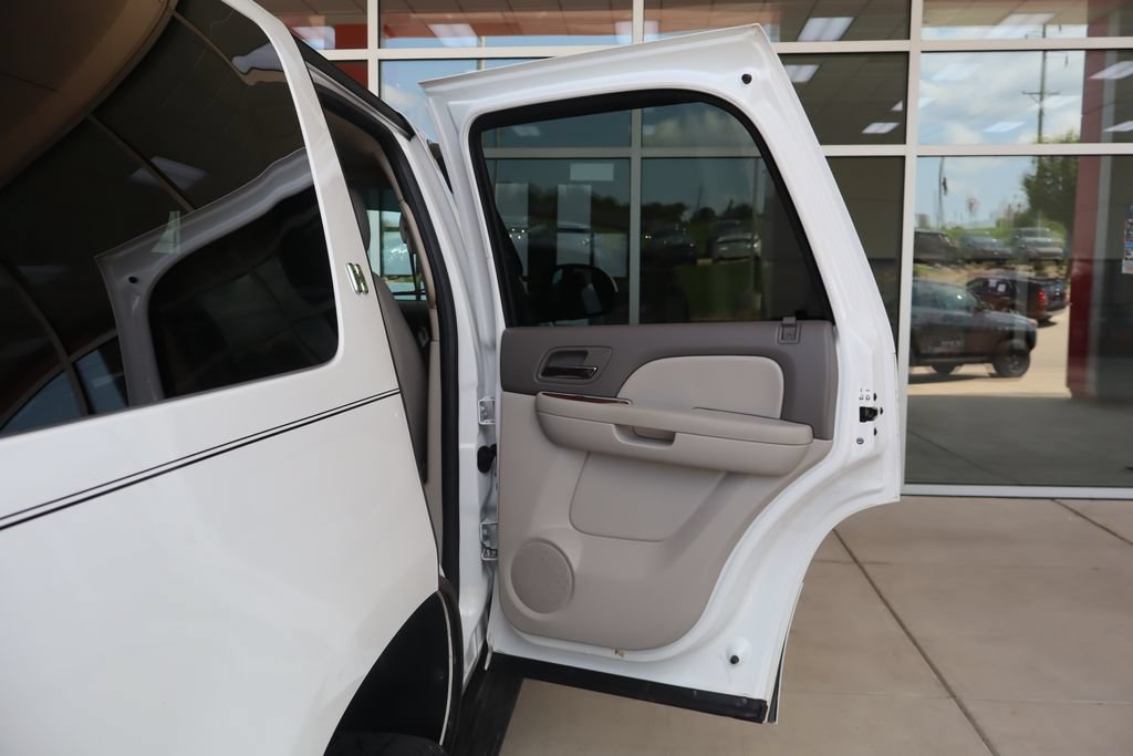 Used 2012 Chevrolet Tahoe 4WD Hybrid image 35