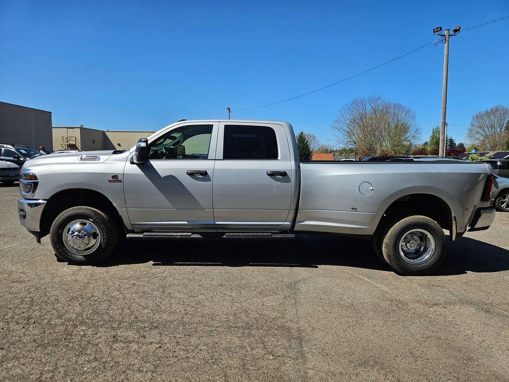 New 2026 RAM 3500 Tradesman image 4