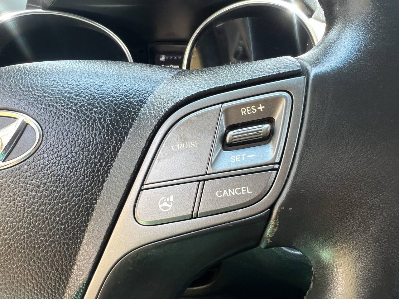 Used 2013 Hyundai Santa Fe Sport w/ Technology Pkg FWD image 15