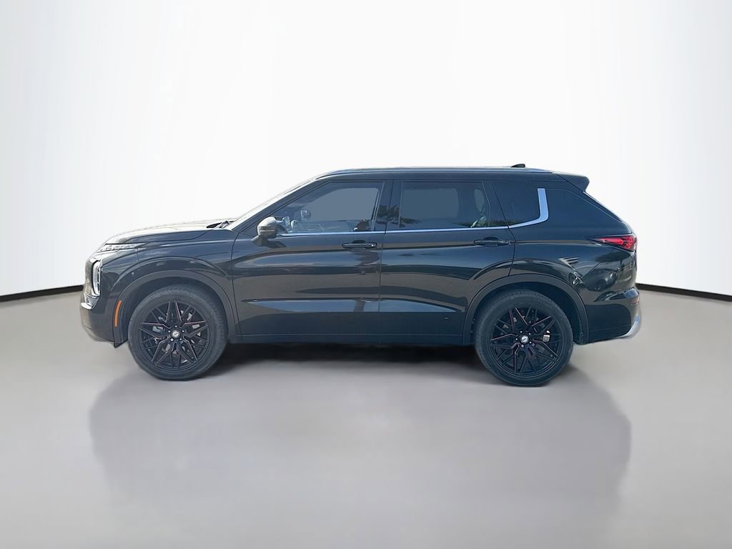 Used 2022 Mitsubishi Outlander SEL image 4