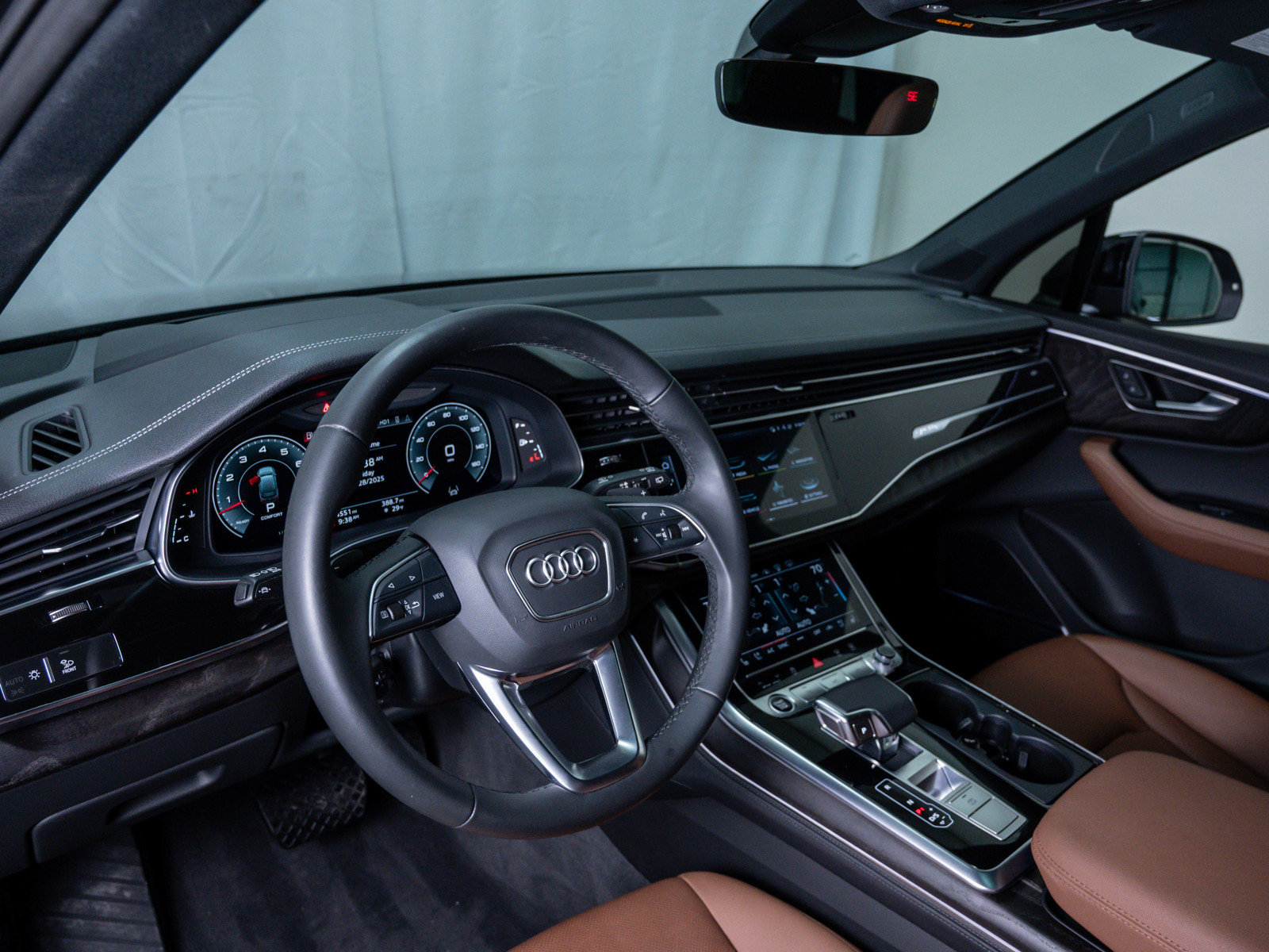 Used 2023 Audi Q7 3.0T Prestige image 22