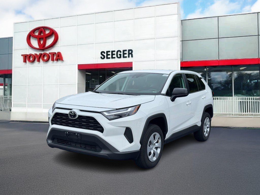 Used 2025 Toyota RAV4 LE AWD/4WD image 11