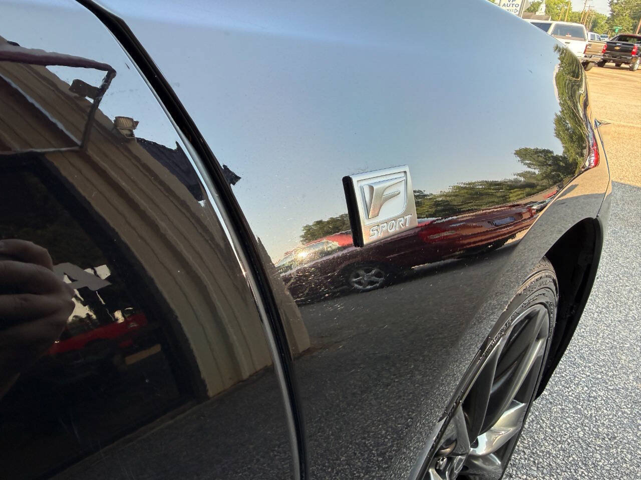 Used 2020 Lexus ES 350 F Sport w/ Accessory Package FWD image 31