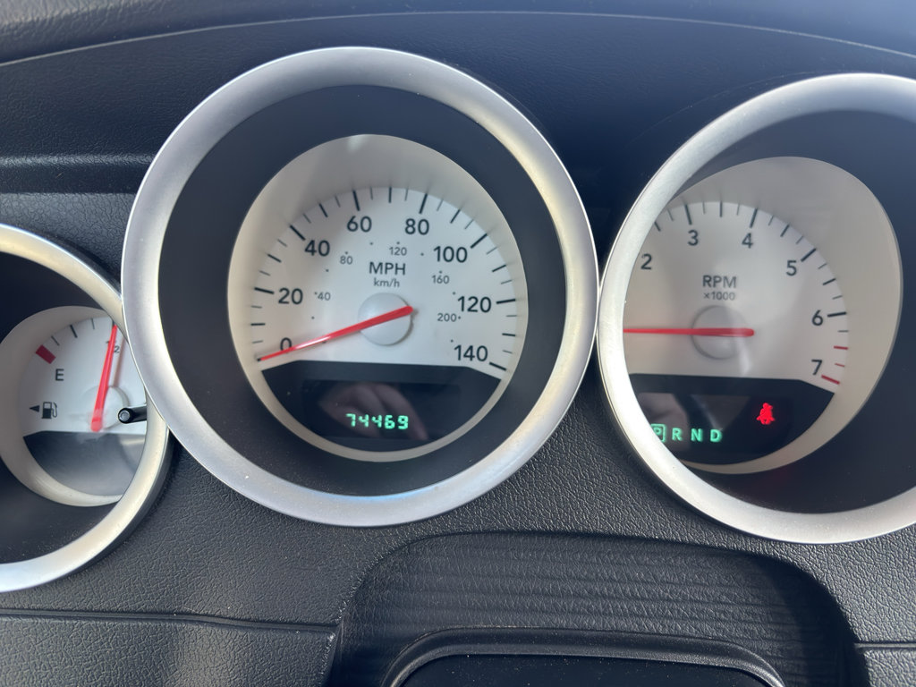 Used 2006 Dodge Charger SE image 16
