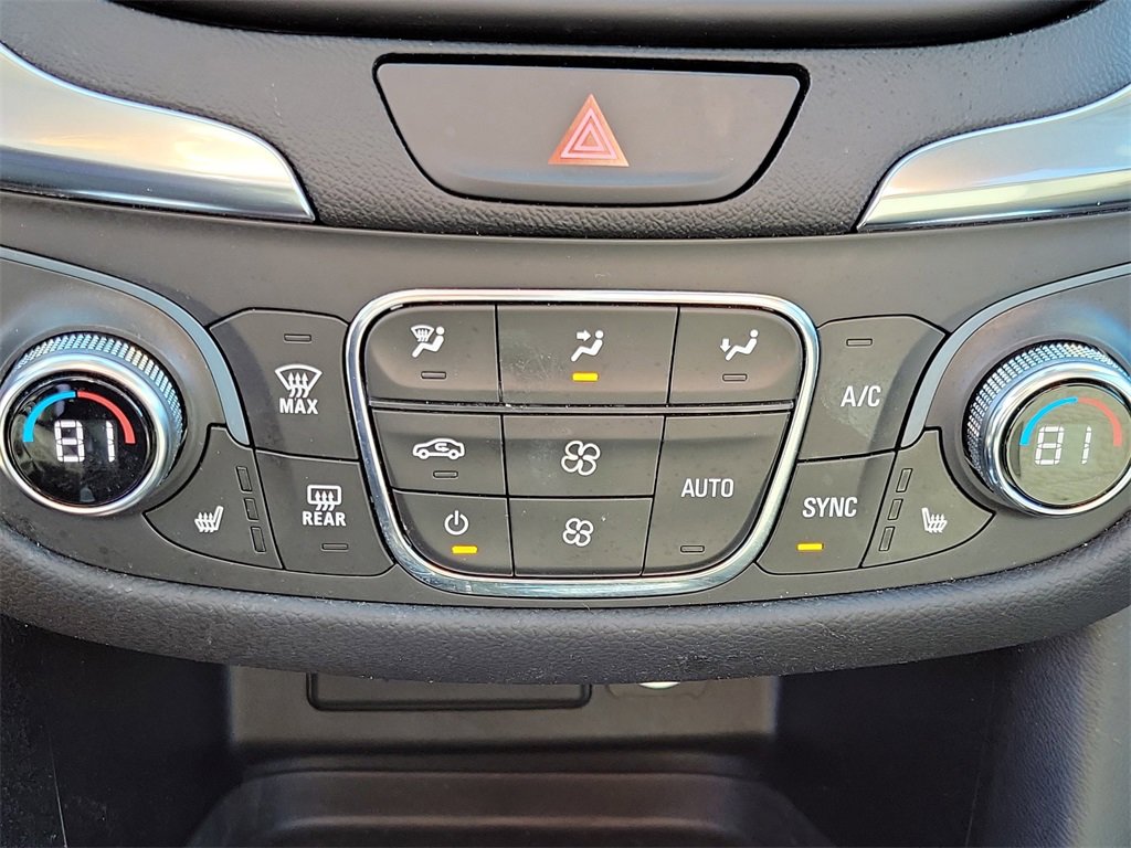 Used 2021 Chevrolet Equinox LT image 29