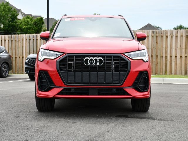 Used 2024 Audi Q3 2.0T Premium Plus AWD/4WD image 2