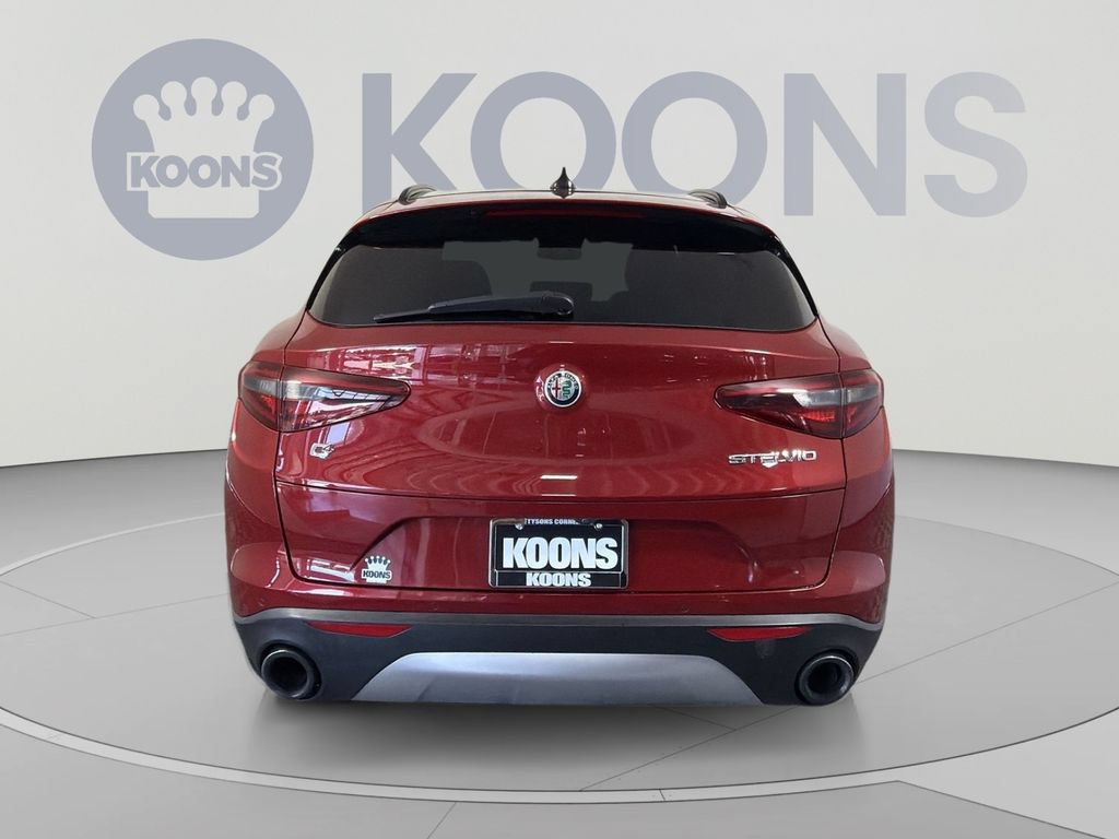 Used 2018 Alfa Romeo Stelvio Ti Sport AWD/4WD image 5