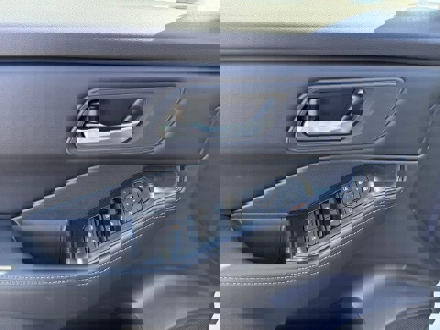 New 2026 Nissan Rogue SV image 10