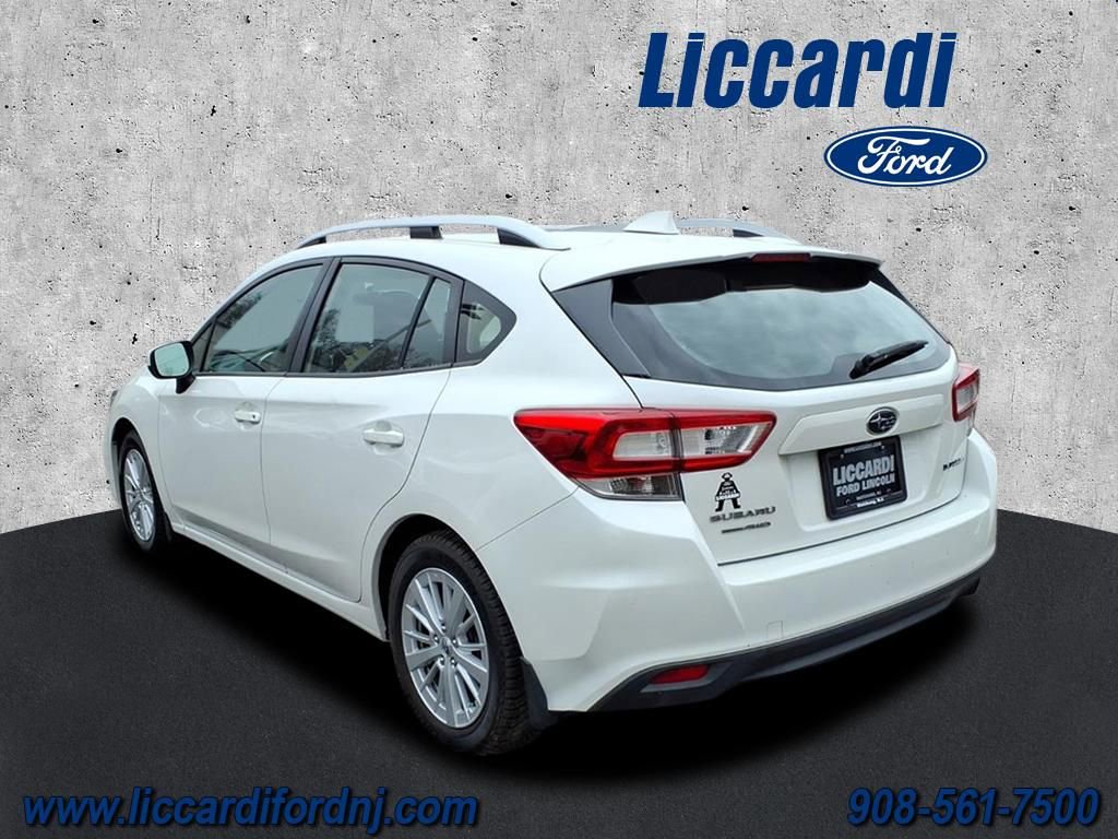 Used 2018 Subaru Impreza 2.0i Premium image 4