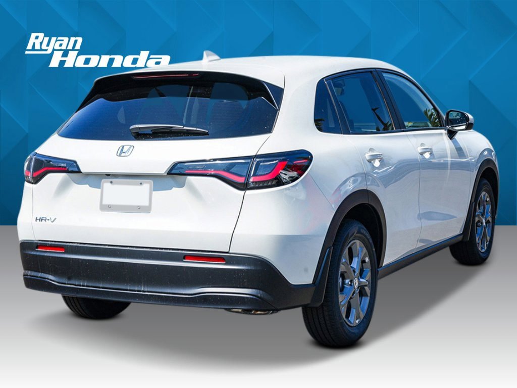 New 2026 Honda HR-V LX image 4