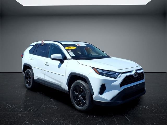 Used 2022 Toyota RAV4 XLE w/ Convenience Package AWD/4WD image 5