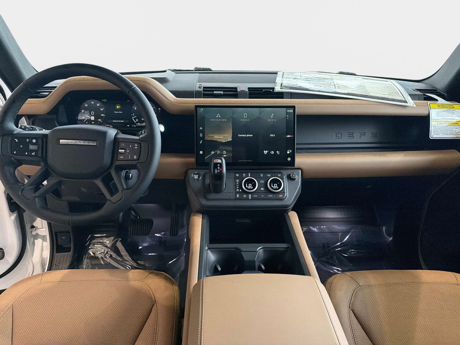 New 2026 Land Rover Defender 110 X-Dynamic SE AWD/4WD image 15