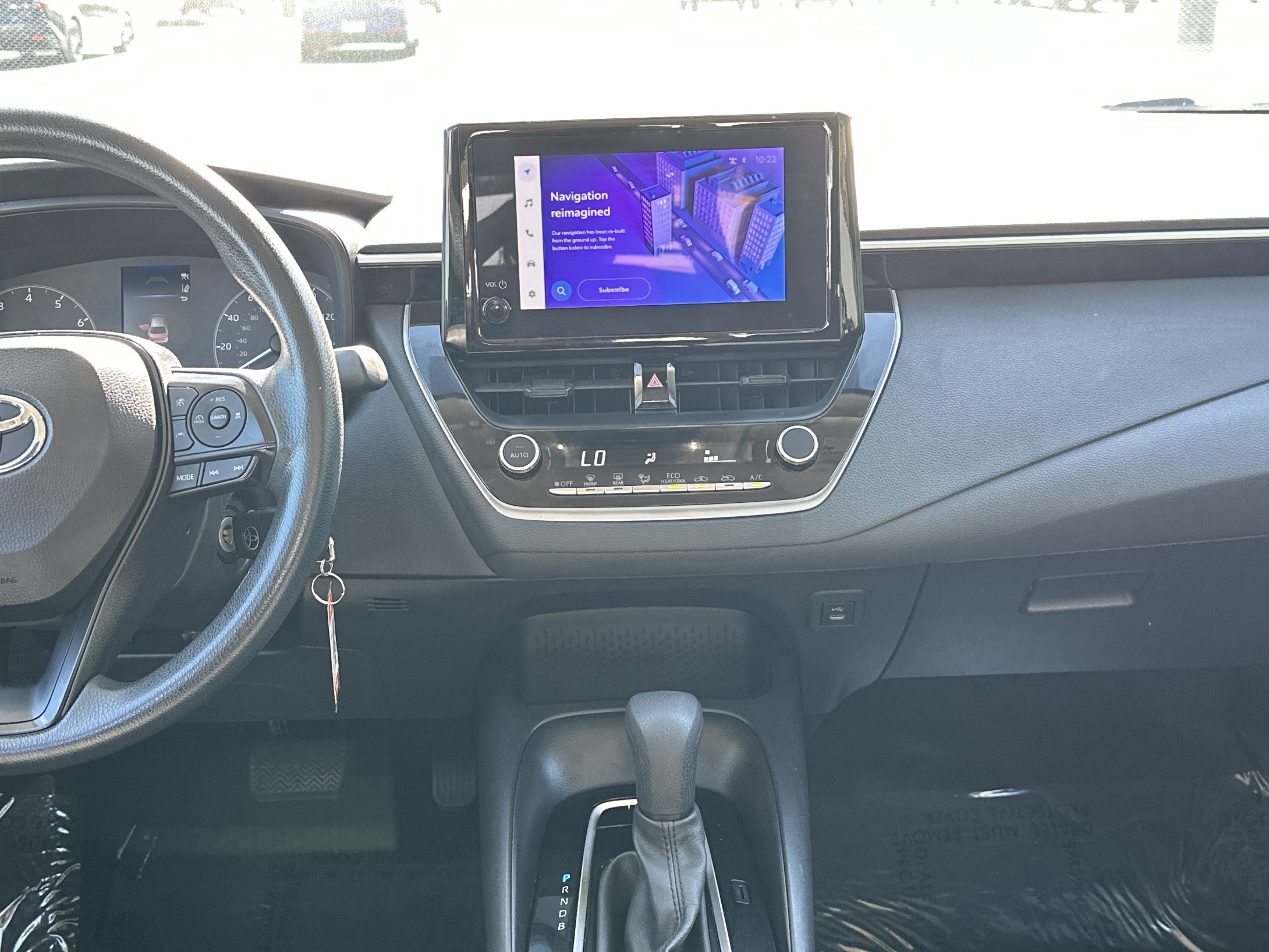Used 2024 Toyota Corolla LE FWD image 30