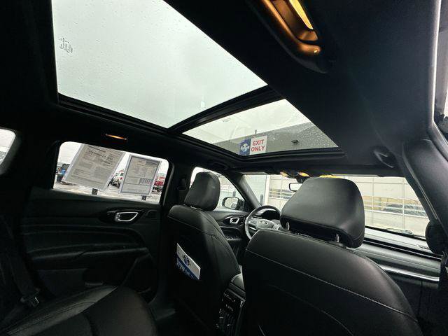 Certified 2022 Jeep Compass High Altitude image 24