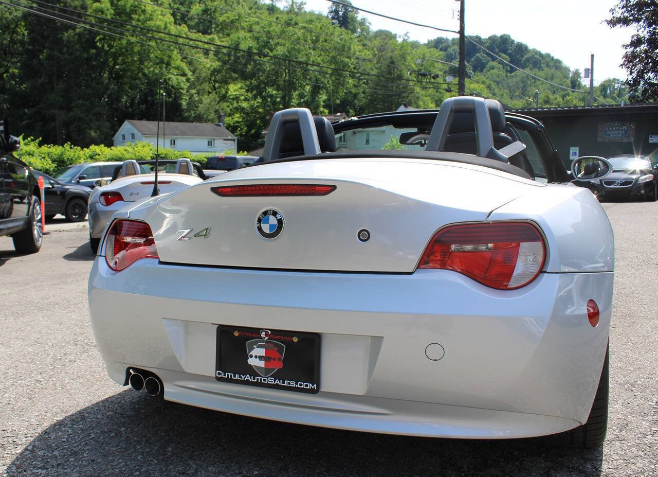 Used 2006 BMW Z4 3.0i RWD image 8