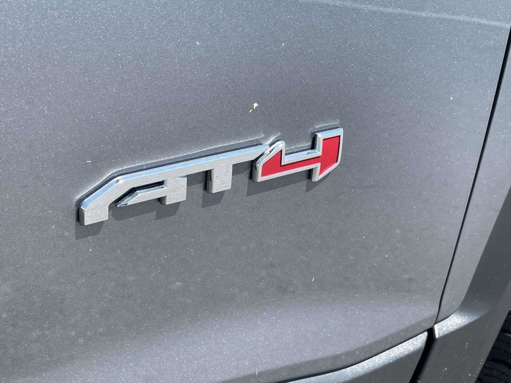 Used 2021 GMC Acadia AT4 w/ Technology Package AWD/4WD image 17