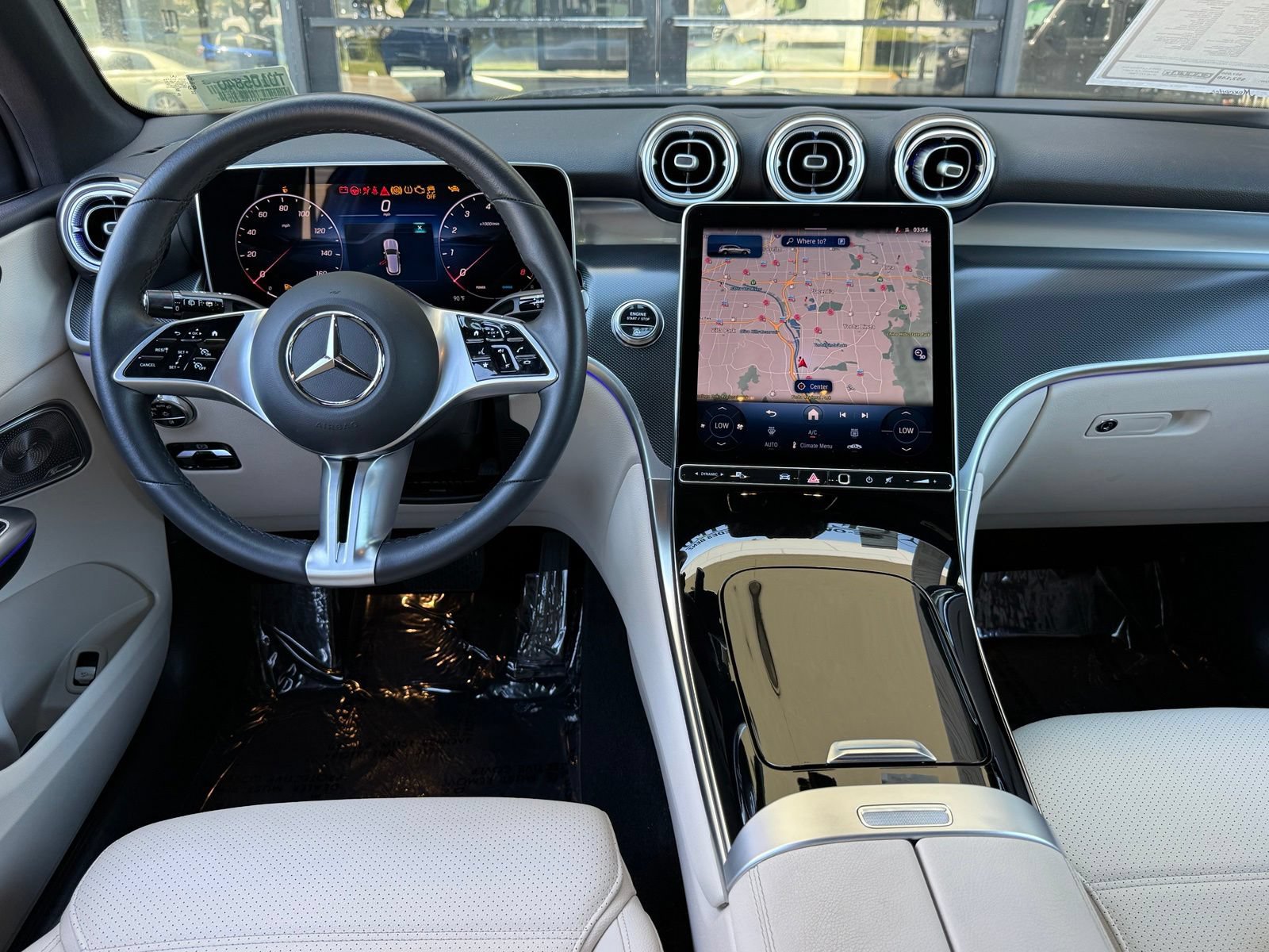 Used 2026 Mercedes-Benz GLC 300 image 40