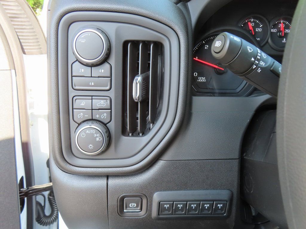 New 2025 Chevrolet Silverado 3500 W/T w/ WT Convenience Package AWD/4WD image 14