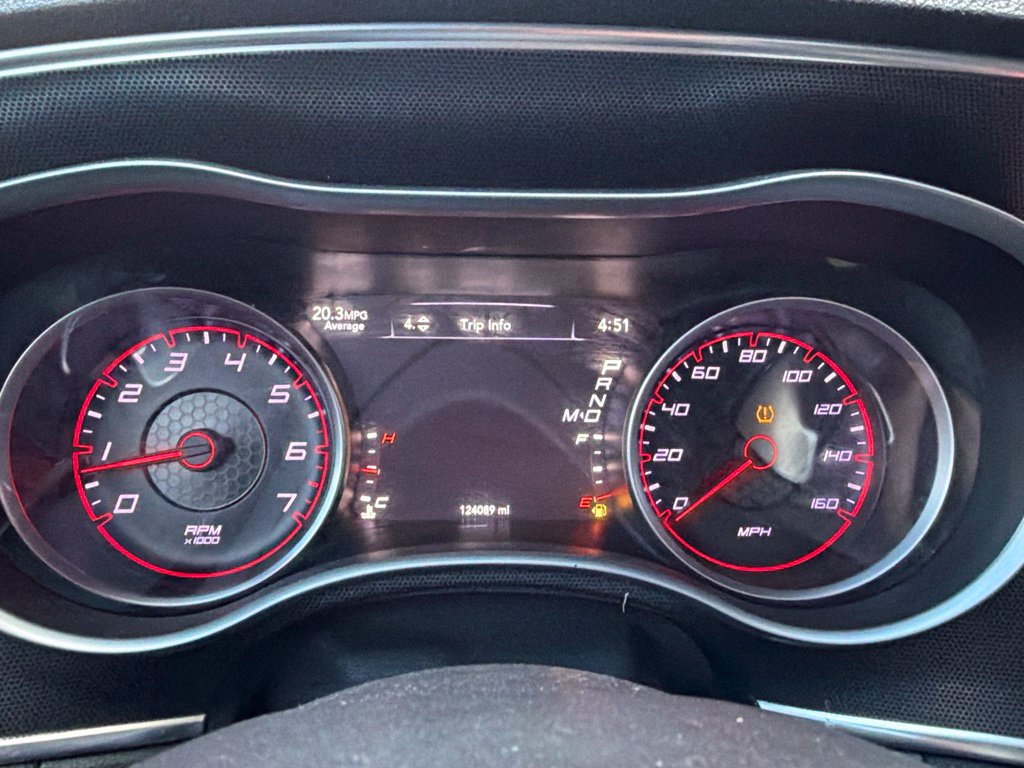 Used 2015 Dodge Charger R/T RWD image 25