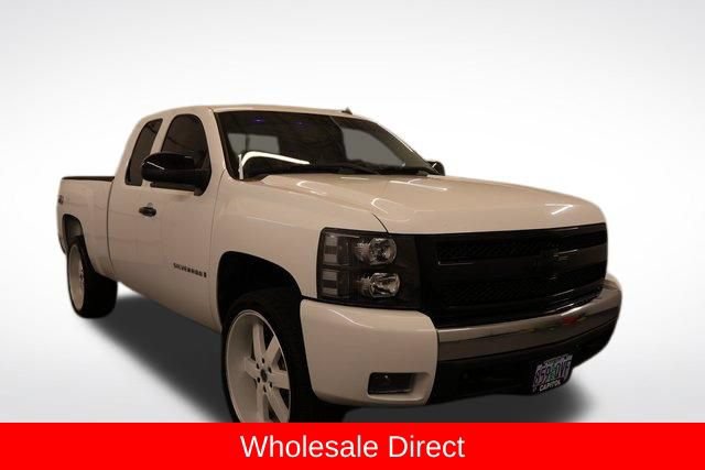 Used 2007 Chevrolet Silverado 1500 LT w/ 1LT Convenience Package AWD/4WD 360° Tour