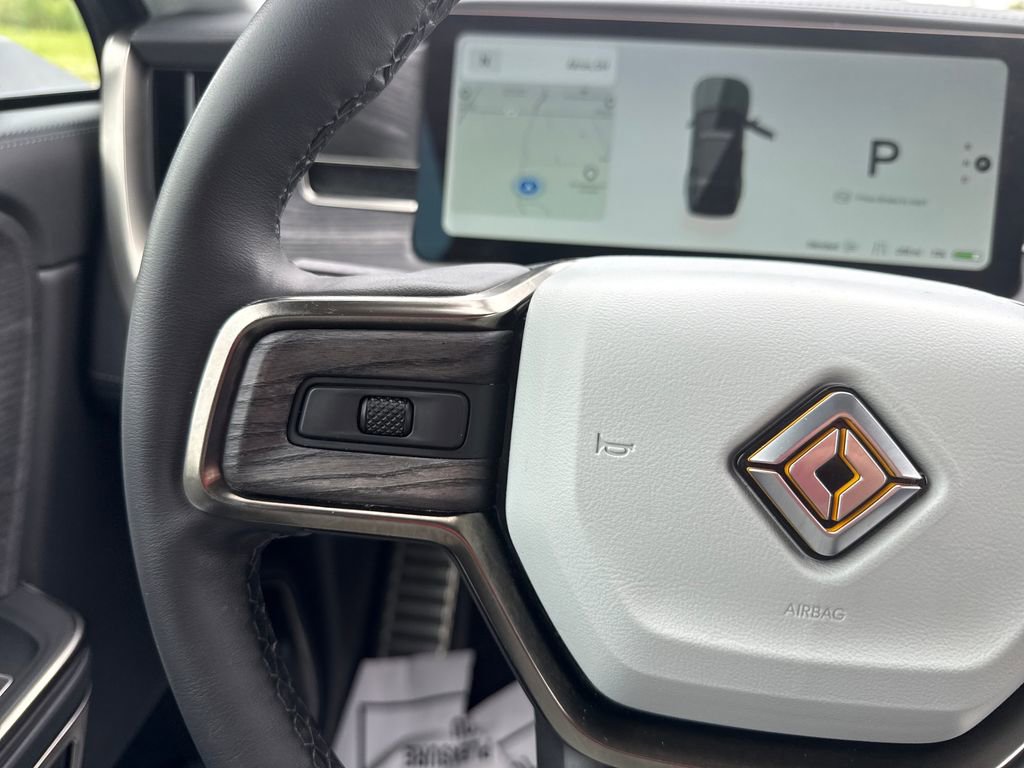 Used 2023 Rivian R1S Adventure AWD/4WD image 19