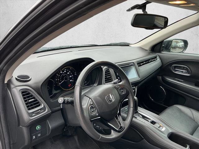 Used 2017 Honda HR-V EX-L image 10