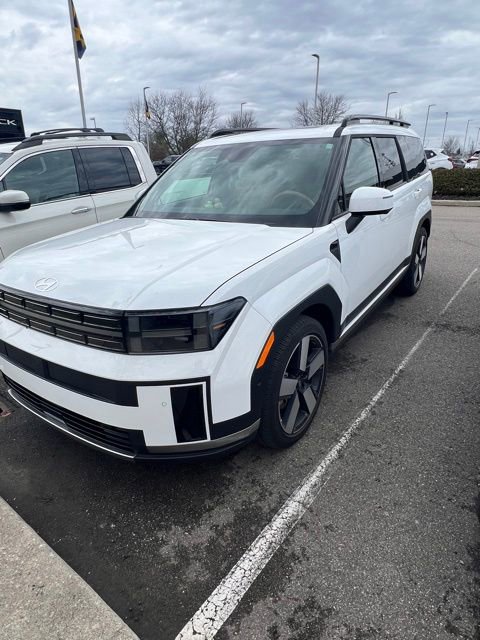 Used 2025 Hyundai Santa Fe Limited image 1