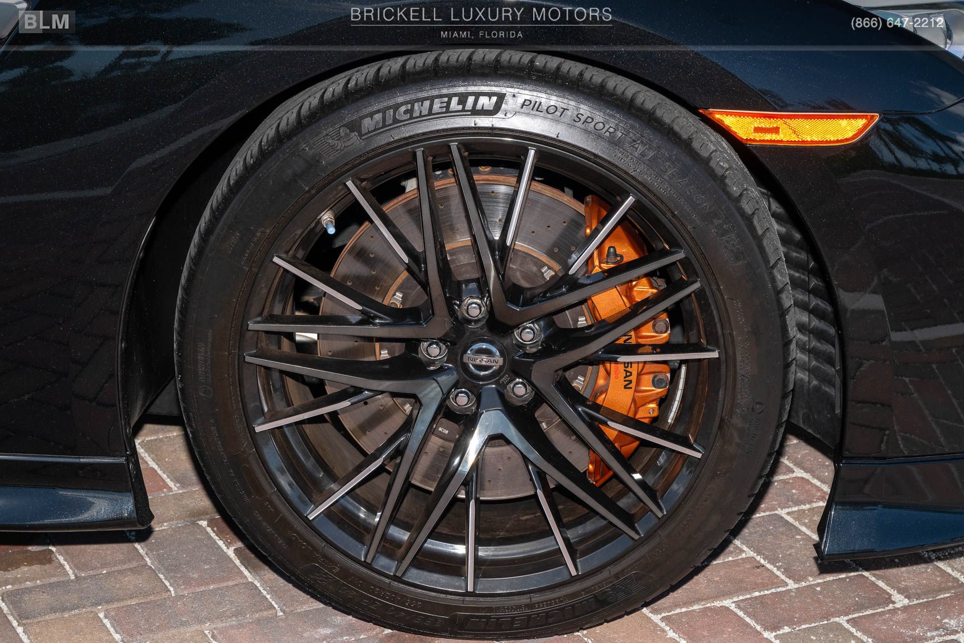 Used 2020 Nissan GT-R Premium w/ Premium Interior Package AWD/4WD image 43