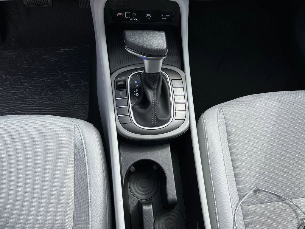 New 2026 Hyundai Kona SE image 21