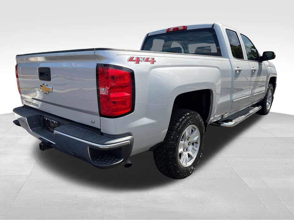 Used 2018 Chevrolet Silverado 1500 LT w/ Trailering Package AWD/4WD image 5